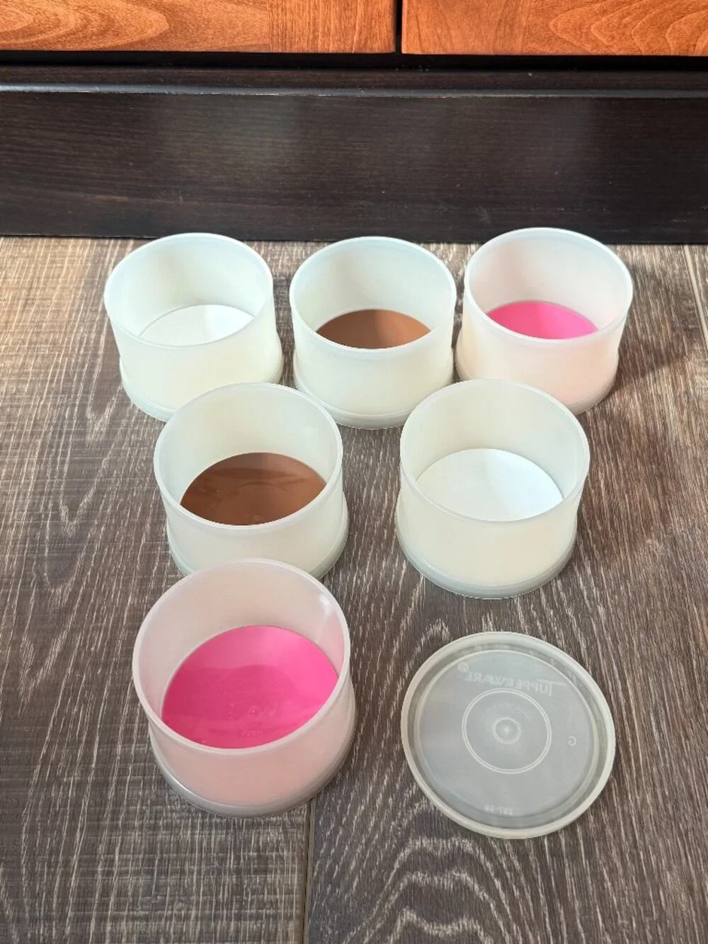 Tupperware vintage ice
